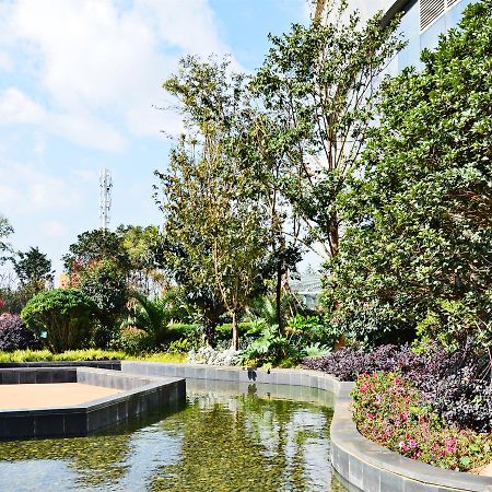 Howard Johnson Flower City Hotel Кунмин Екстериор снимка